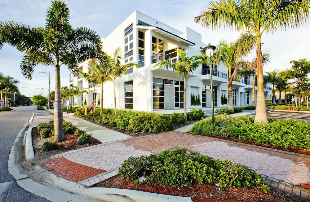 Robles Tree Service and Landscaping